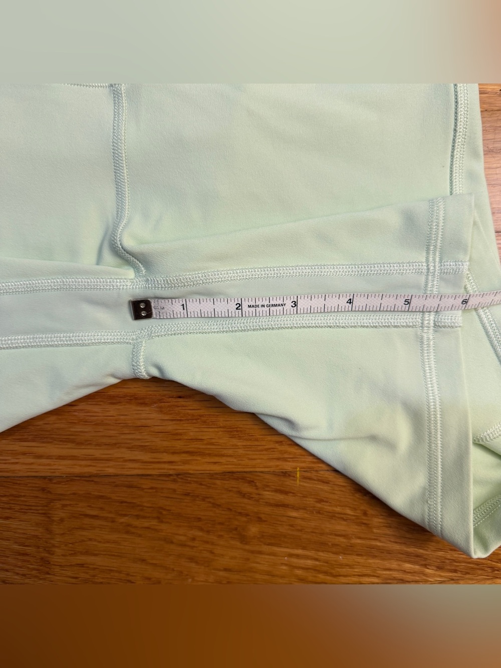 Lululemon Align High-Rise Short 6" Kohlrabi Green - Size 2 - Picture 4 of 7